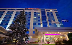 Crowne Plaza Hotel Montreal Airport